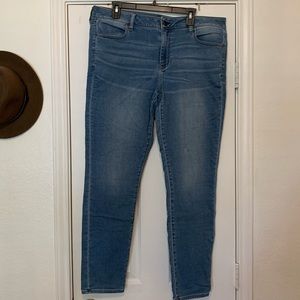 Women’s American Eagle Jeans
